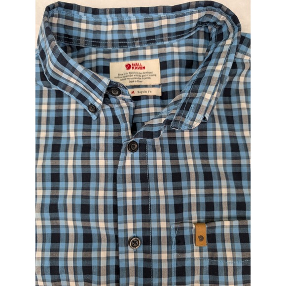 Fjallraven Shirt Men's M Blue Plaid Ovik Short‎ Sleeve Button Down Poly/Cotton - Picture 2 of 15